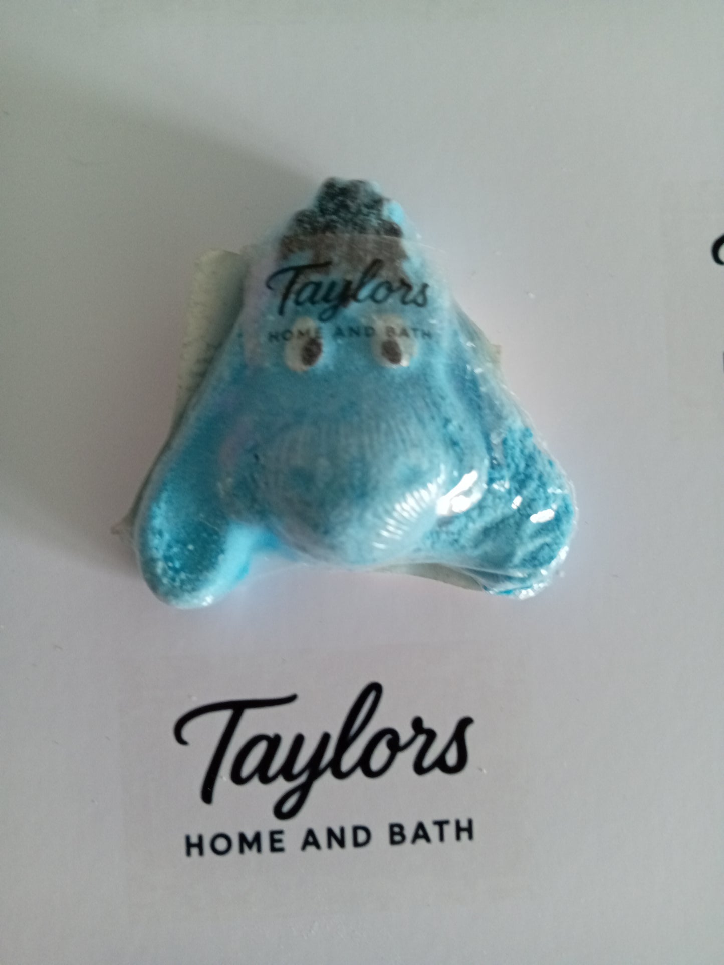 Mini bath bomb